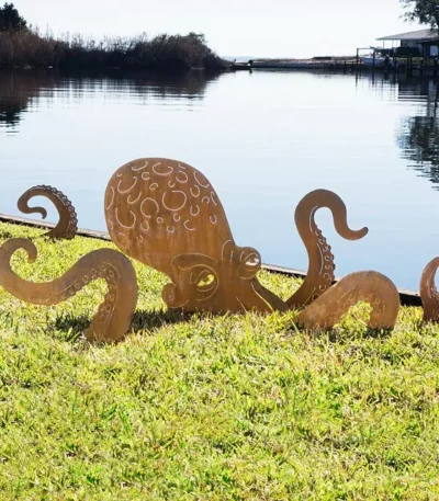 Octopus Garden Sculpture