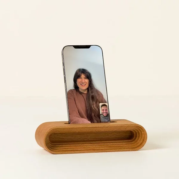 Video Chat Phone Stand And Amplifier