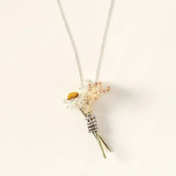 Fresh Flower Holder Necklace