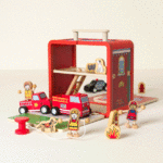 To The Rescue Firehouse Portable Play Case 2